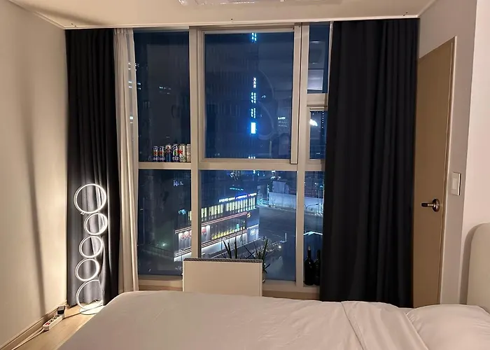 Urban Exit Gangnam * Seúl